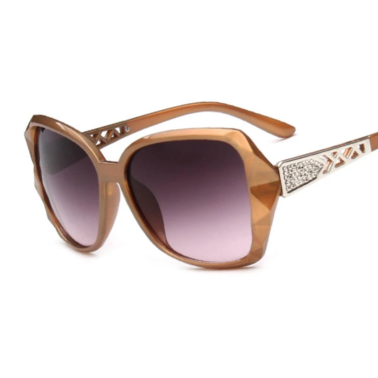 Davina Shades