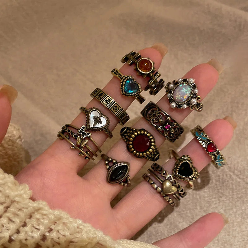 Vintage Vicky Rings