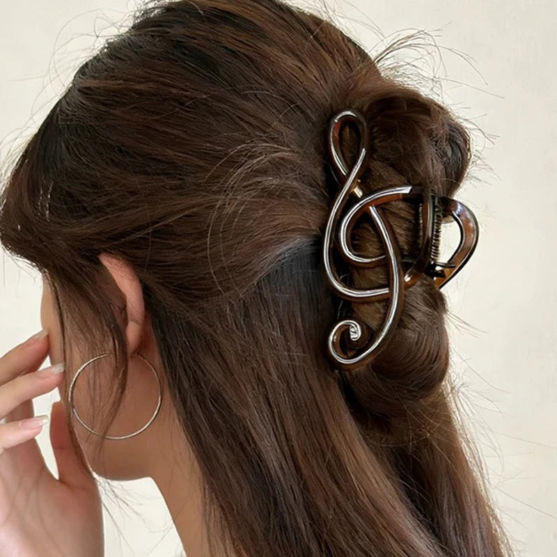 Lyric Claw Clip