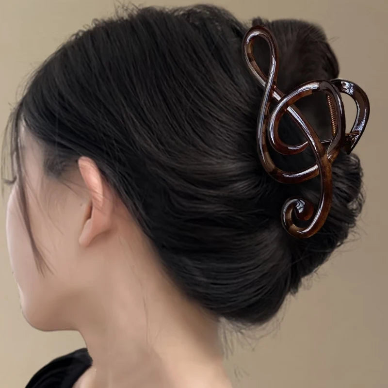 Lyric Claw Clip